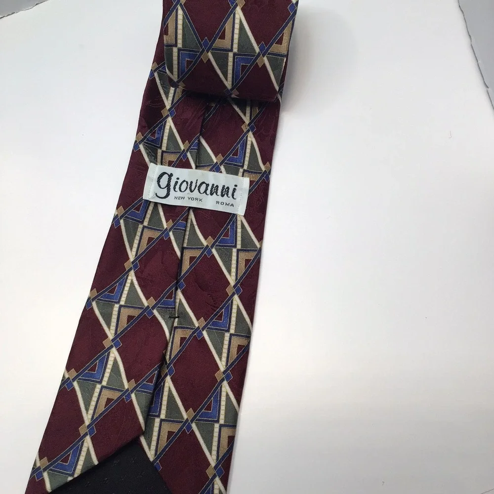 Giovanni New York Roma Geometric‎ Pattern Burgundy Necktie Business Casual